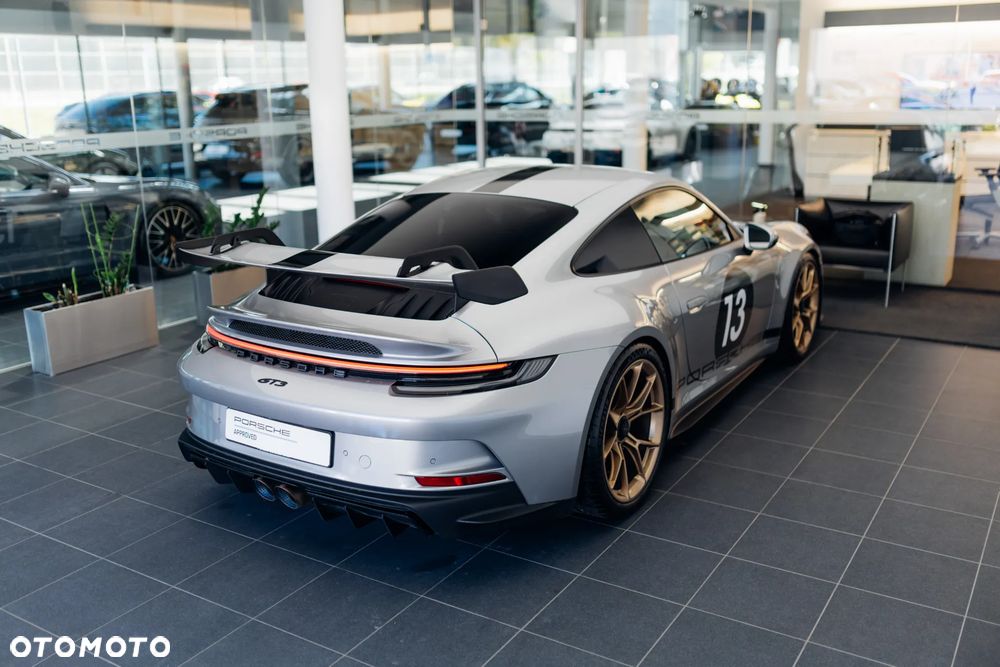 Porsche 911 GT3 PDK - 12
