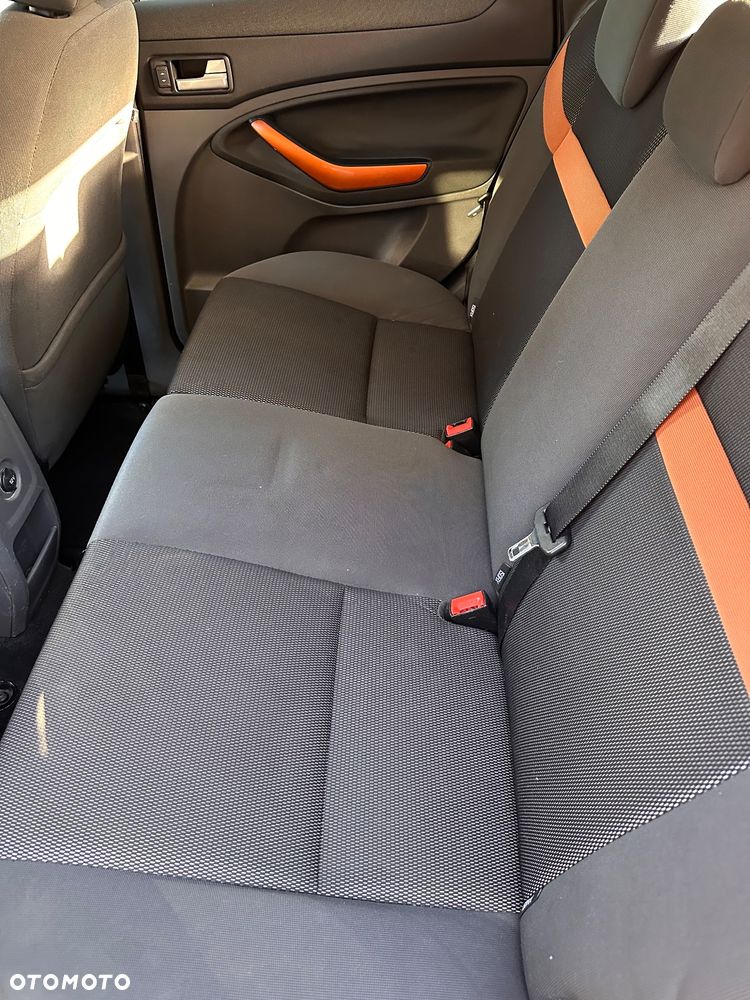 Ford Kuga 2.0 TDCi Trend - 29