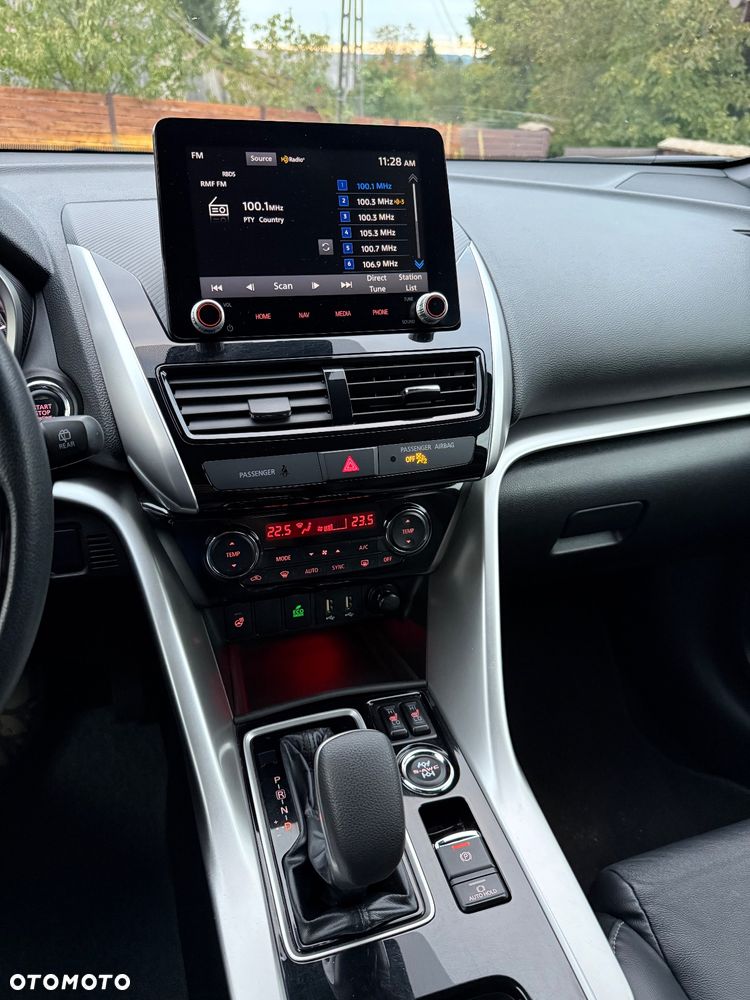 Mitsubishi Eclipse Cross - 28