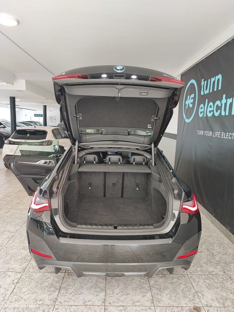 BMW i4 eDrive40 Desportiva M - 6