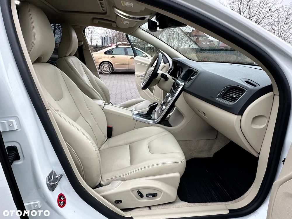 Volvo S60 T5 Drive-E Summum - 20