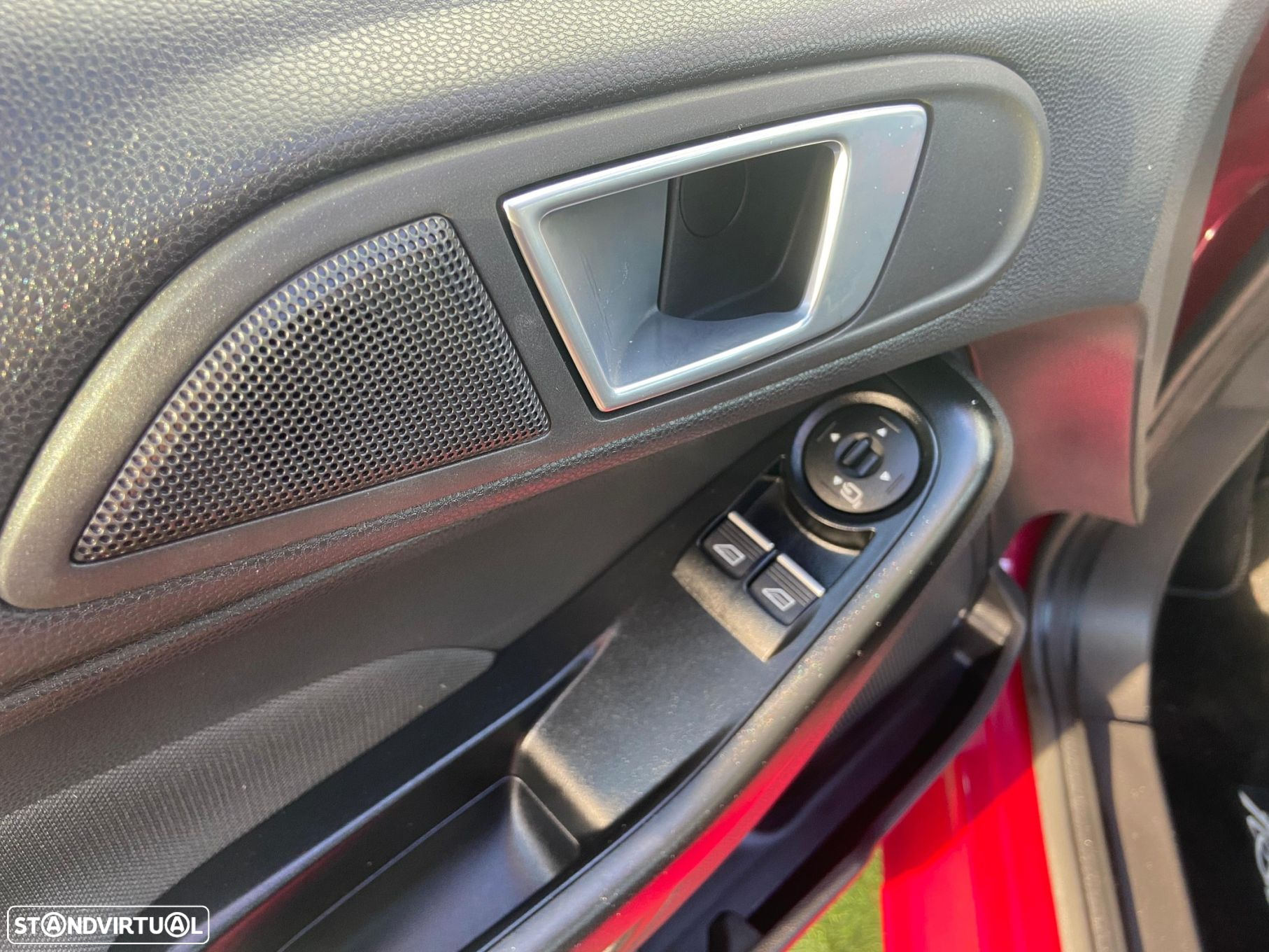 Ford Fiesta 1.0 EcoBoost S&S COOL&CONNECT - 18