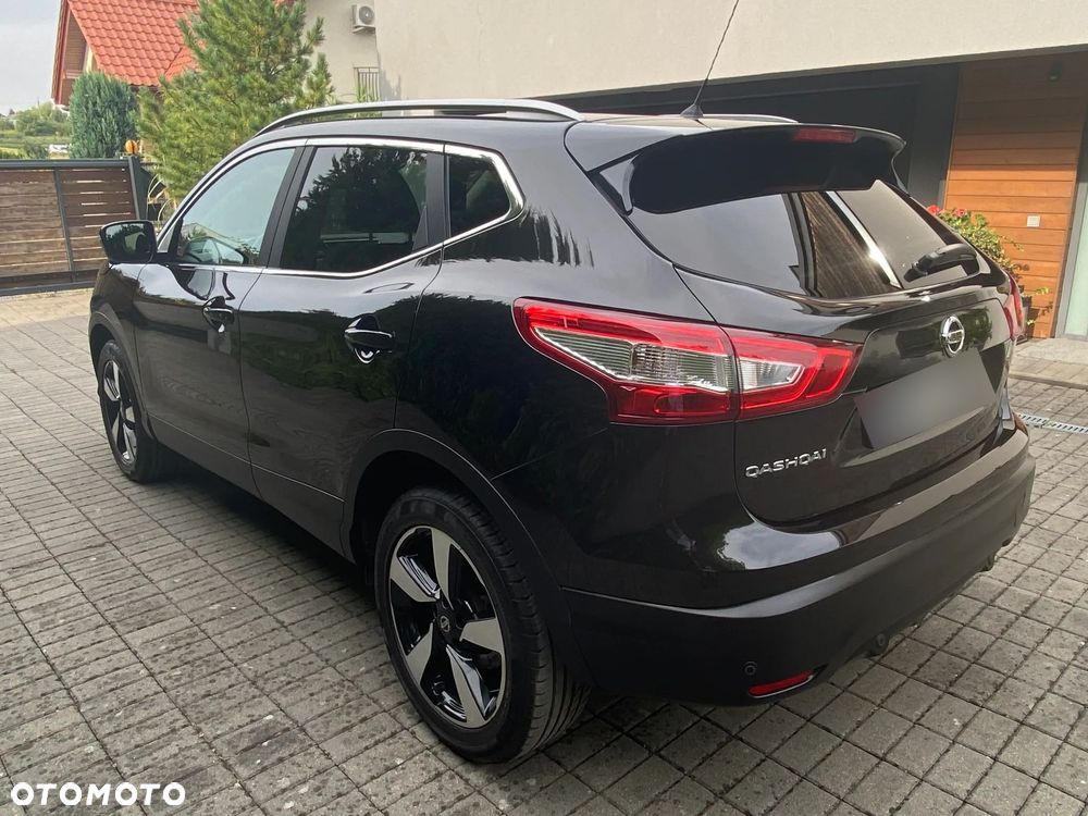 Nissan Qashqai 1.6 DIG-T N-Connecta - 4