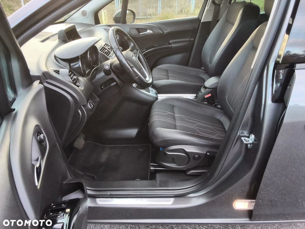 Opel Meriva - 11