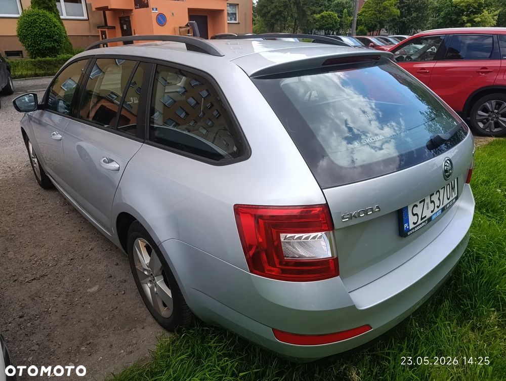 Skoda Octavia 1.6 TDI Ambition - 4