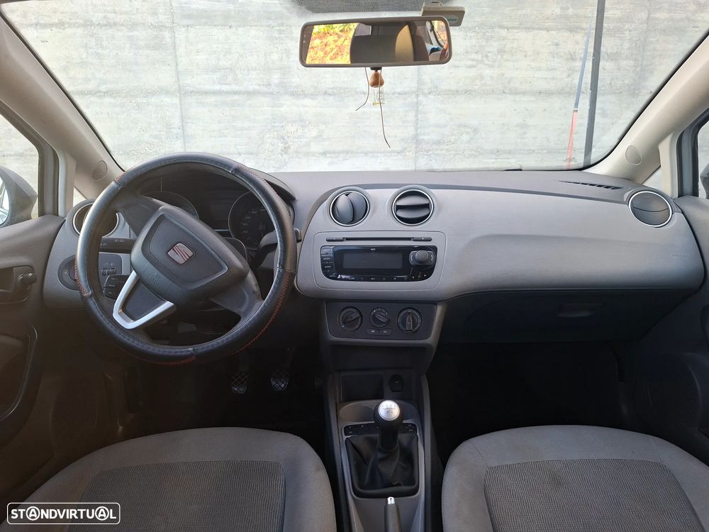 SEAT Ibiza 1.4 TDi Style DPF - 9