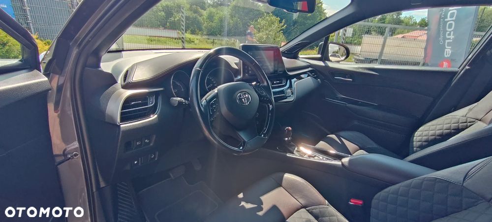 Toyota C-HR - 15