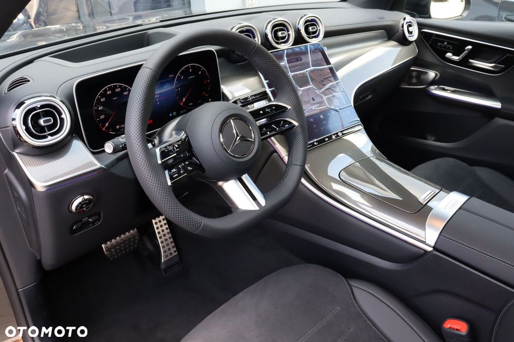 Mercedes-Benz GLC - 9