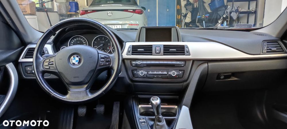 BMW Seria 3 316d - 7