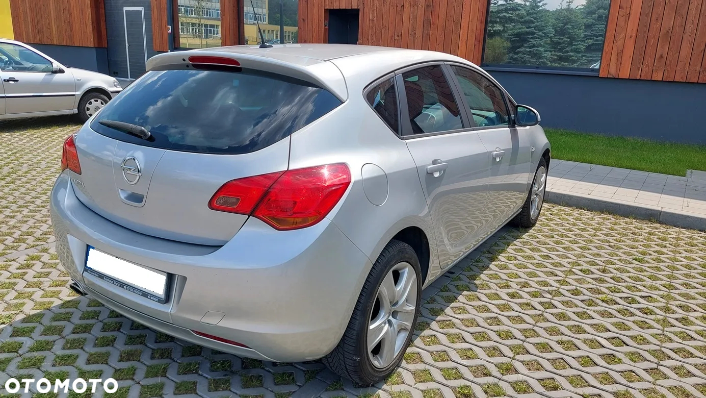 Opel Astra - 5