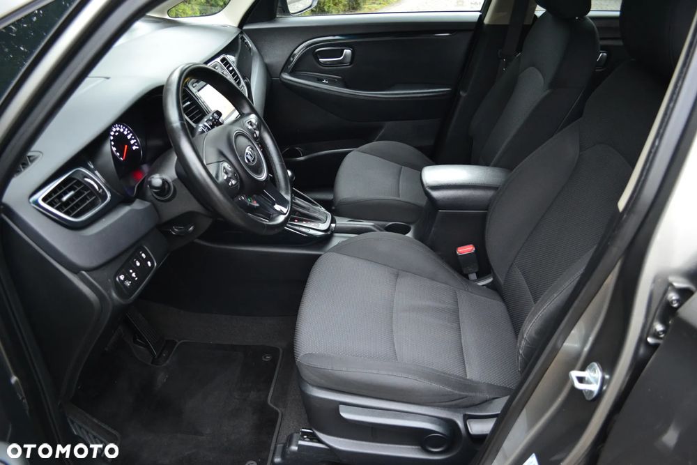 Kia Carens 1.7 CRDi Business Line 7os 7DCT - 18