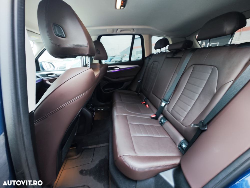 BMW X3 xDrive20d AT MHEV - 12