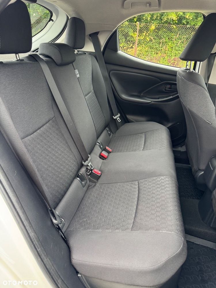 Toyota Yaris - 14