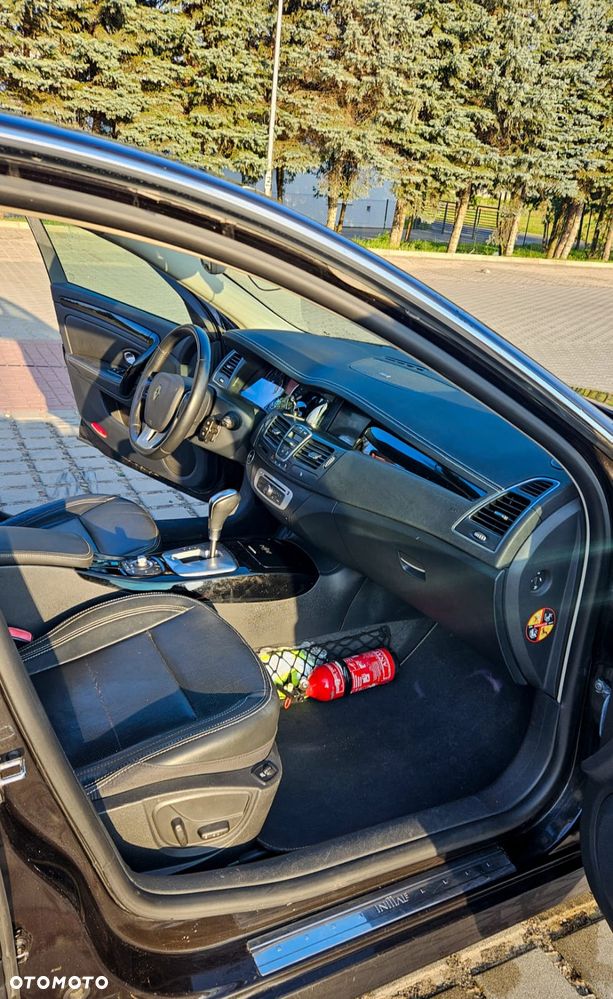 Renault Laguna dCi 110 FAP EDC Paris - 6