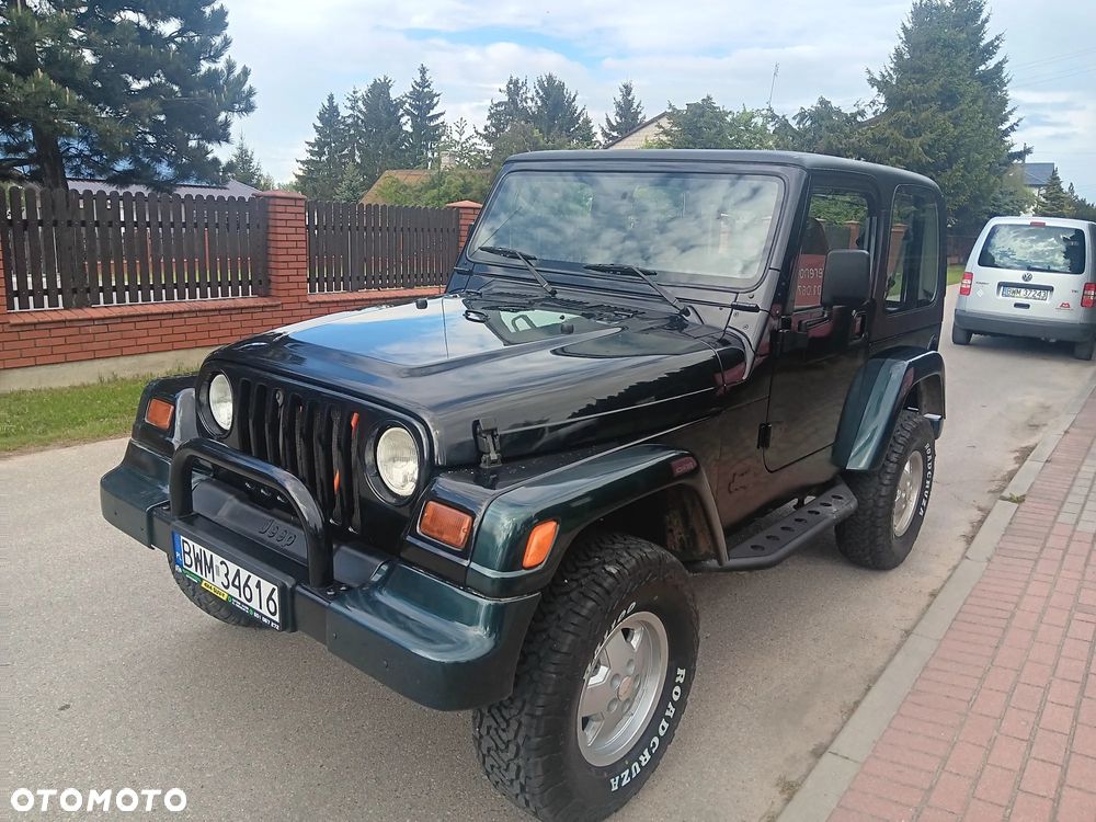 Jeep Wrangler - 5