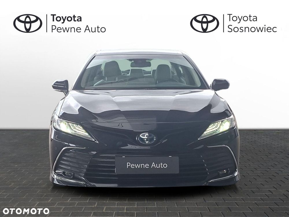 Toyota Camry - 9
