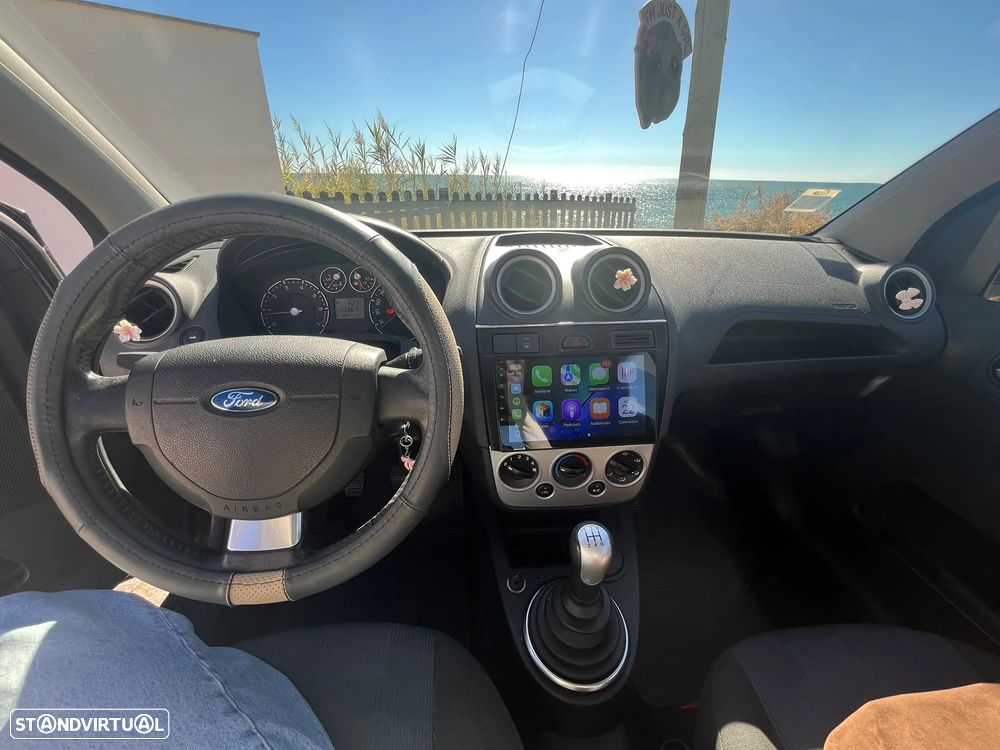 Ford Fiesta 1.25 Zetec - 8