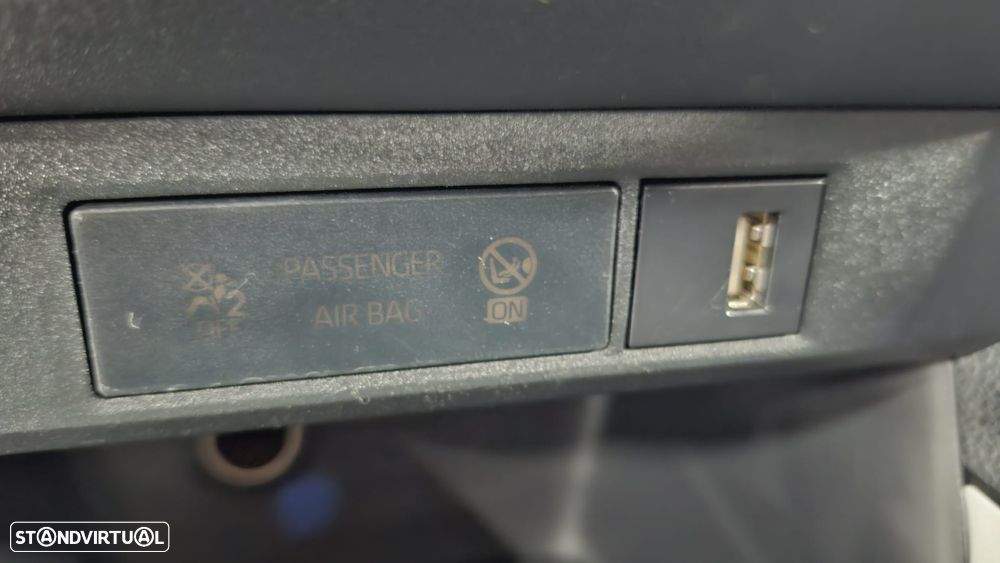 Toyota Yaris 1.0 VVT-i Comfort - 18