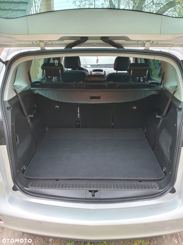 Opel Zafira - 8