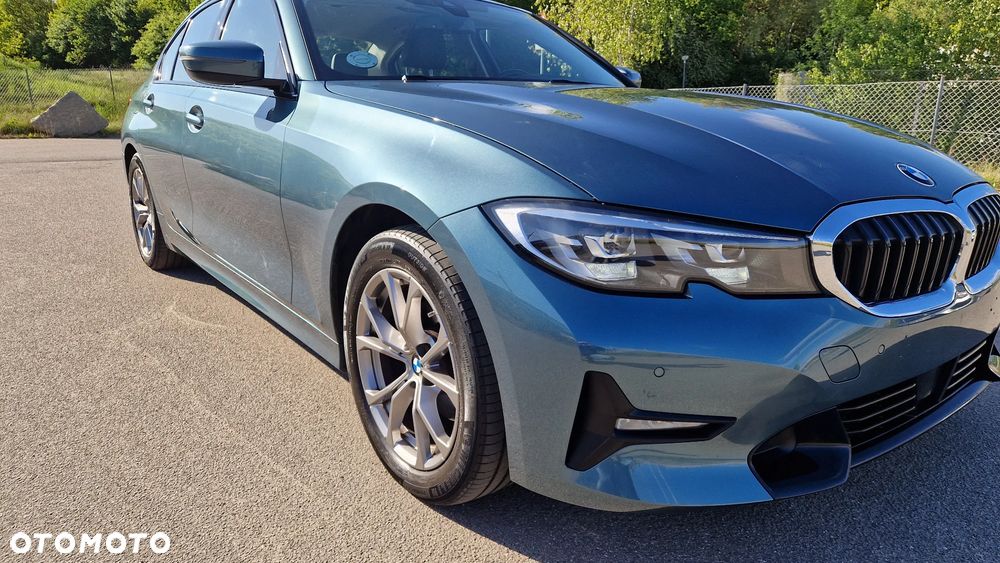 BMW Seria 3 320i GPF Sport - 9