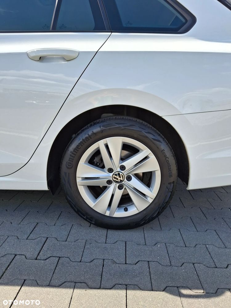 Volkswagen Golf 2.0 TDI Life - 8