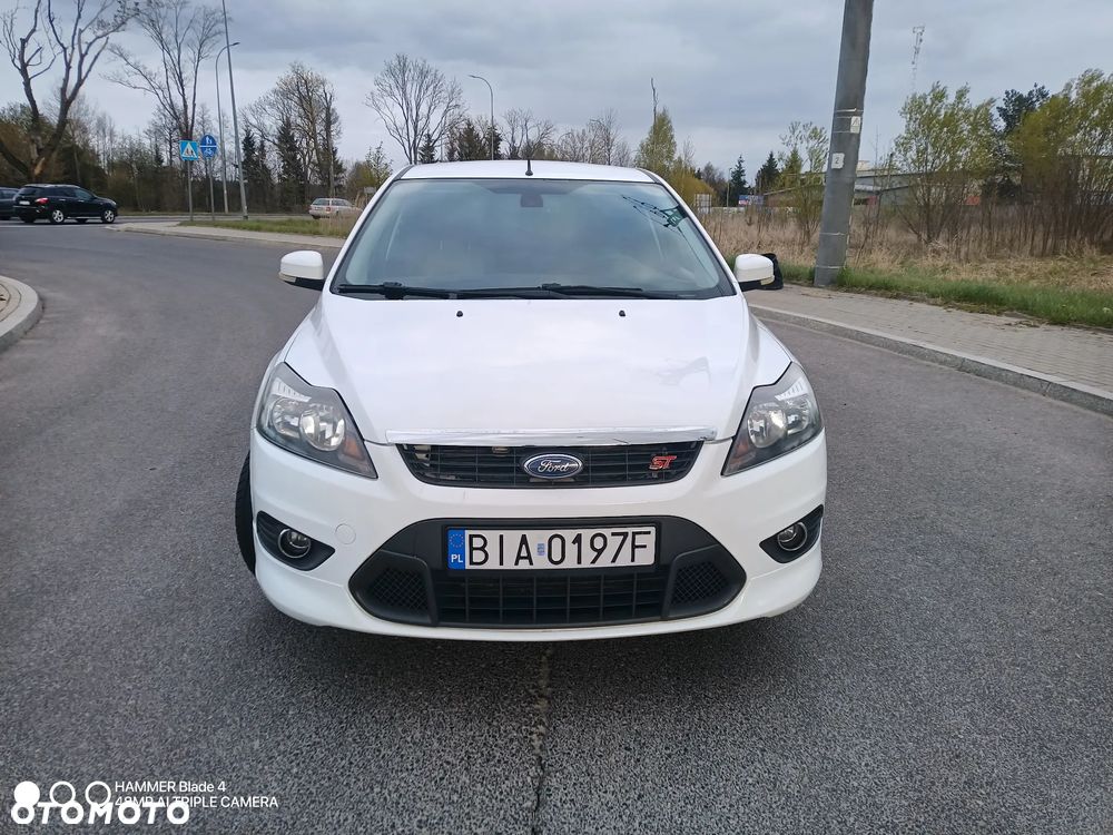 Ford Focus 1.8 Titanium - 2