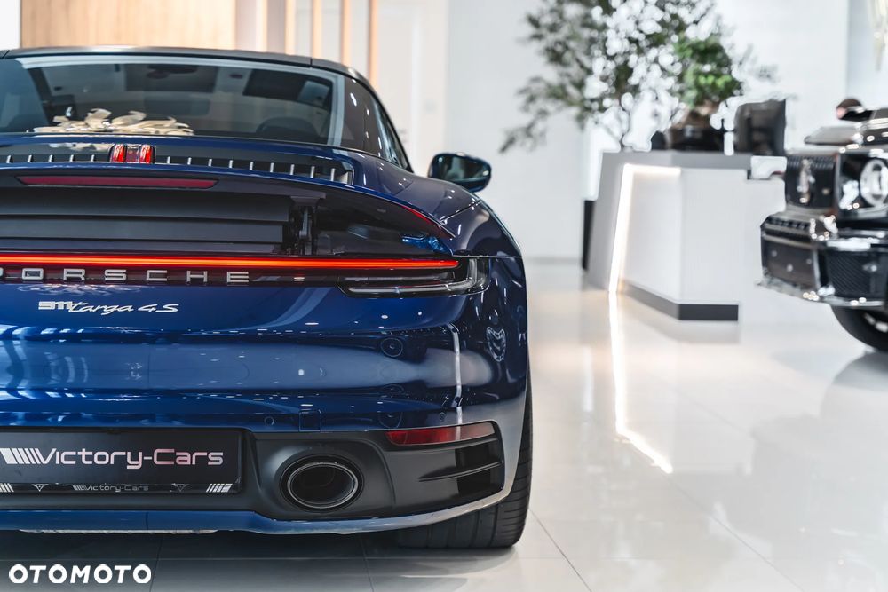 Porsche 911 Targa 4 - 9