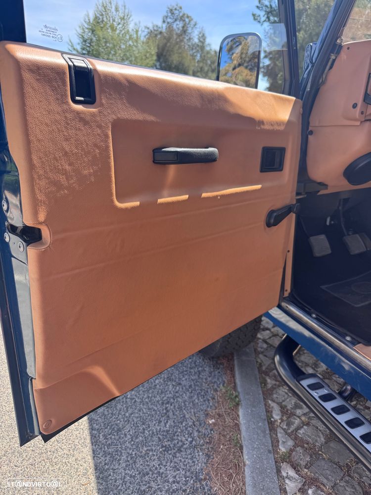 Land Rover Defender 90 2.5 Td5 Soft Top - 15