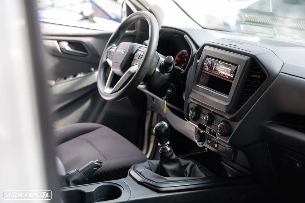 Isuzu D-Max - 4