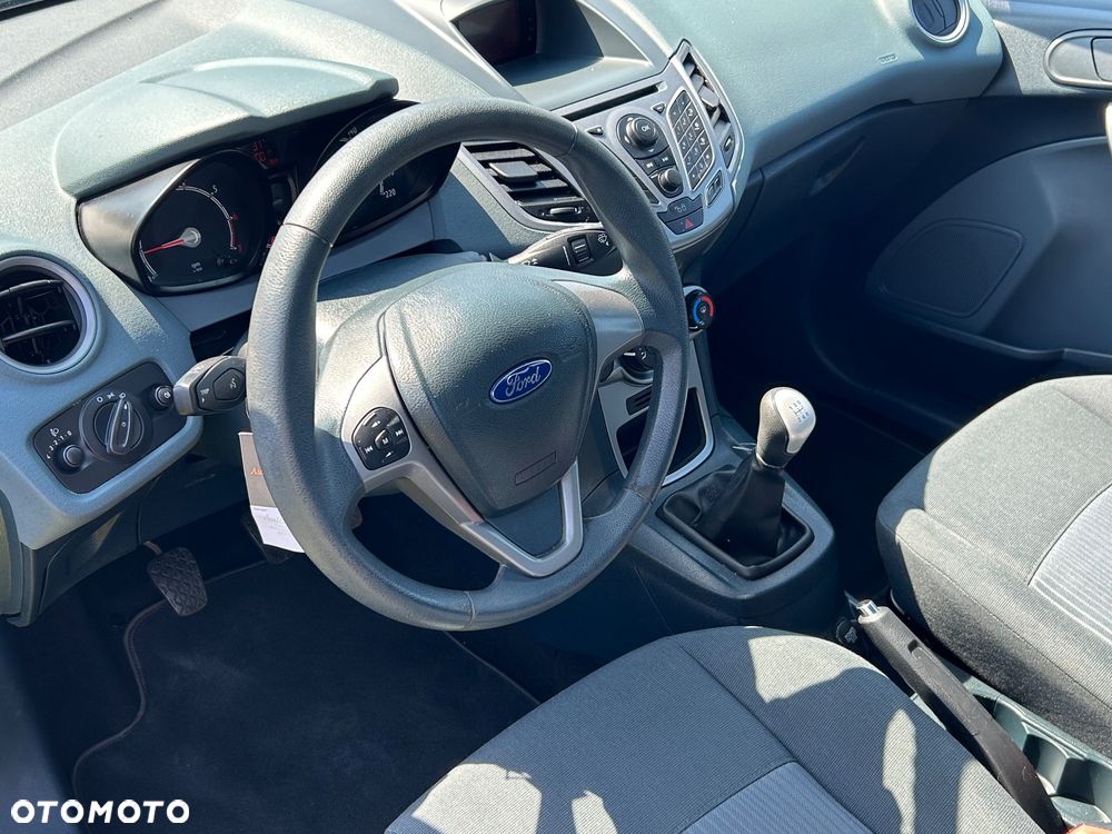 Ford Fiesta - 7
