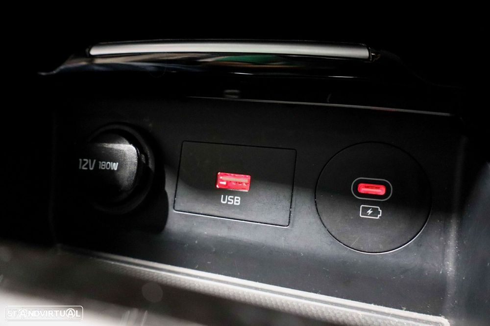 Kia XCeed 1.6 GDi PHEV Drive - 32