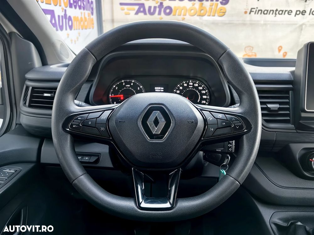 Renault Trafic 2.0 Blue dCi 110 S&S L2 8+1 Life - 19