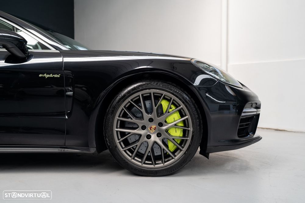 Porsche Panamera Sport Turismo Turbo S E-Hybrid - 6