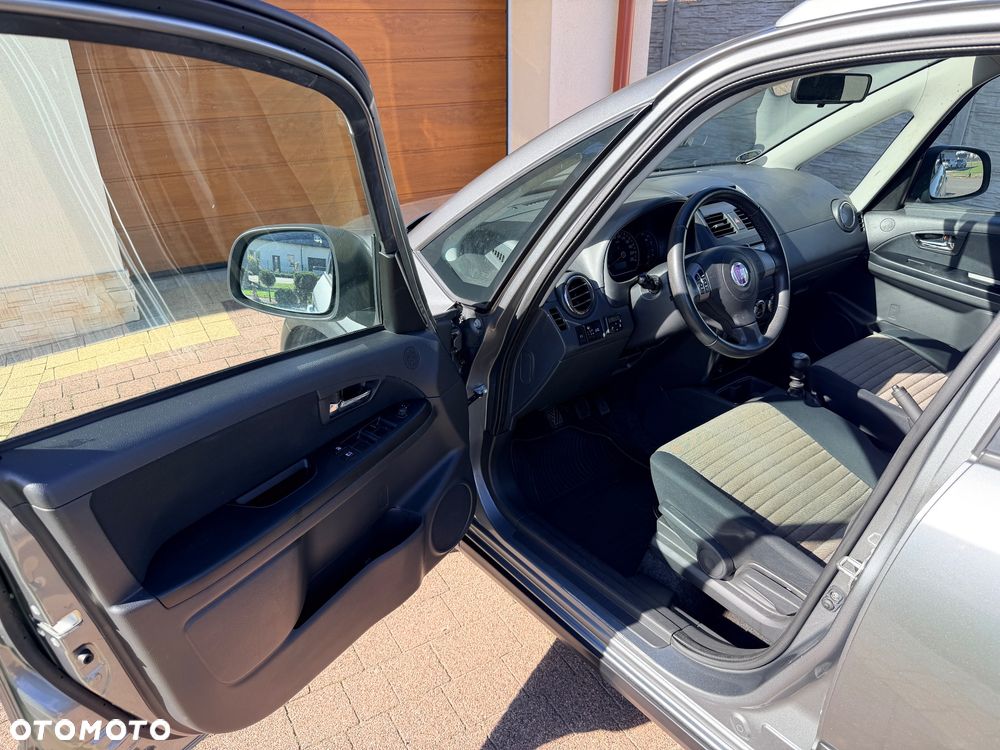 Fiat Sedici 1.9 Multijet DPF 4x4 Dynamic - 34