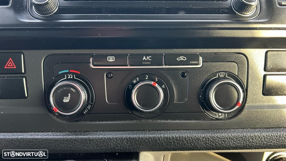 VW Transporter 2.0 TDI 204 DSG 3L C/IVA - 4