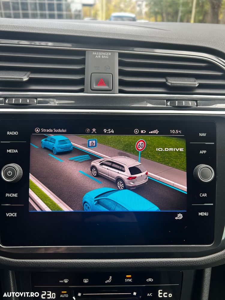 Volkswagen Tiguan - 26