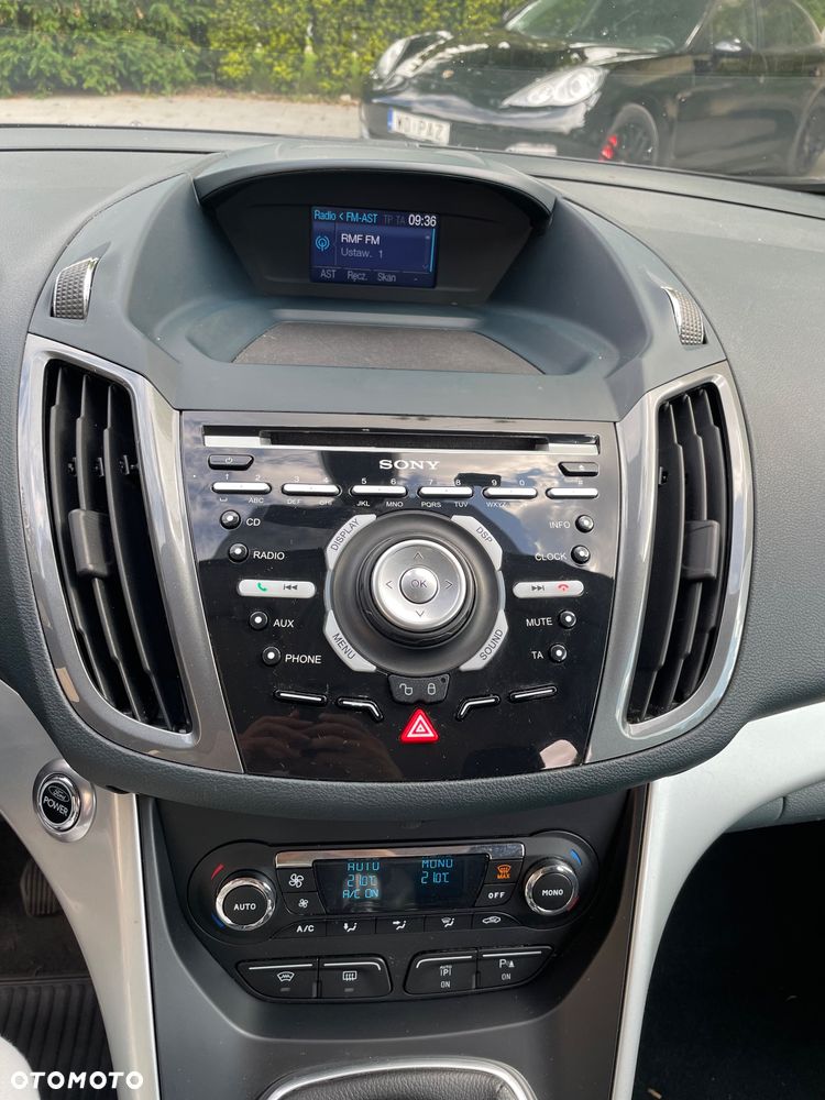 Ford Grand C-MAX - 24