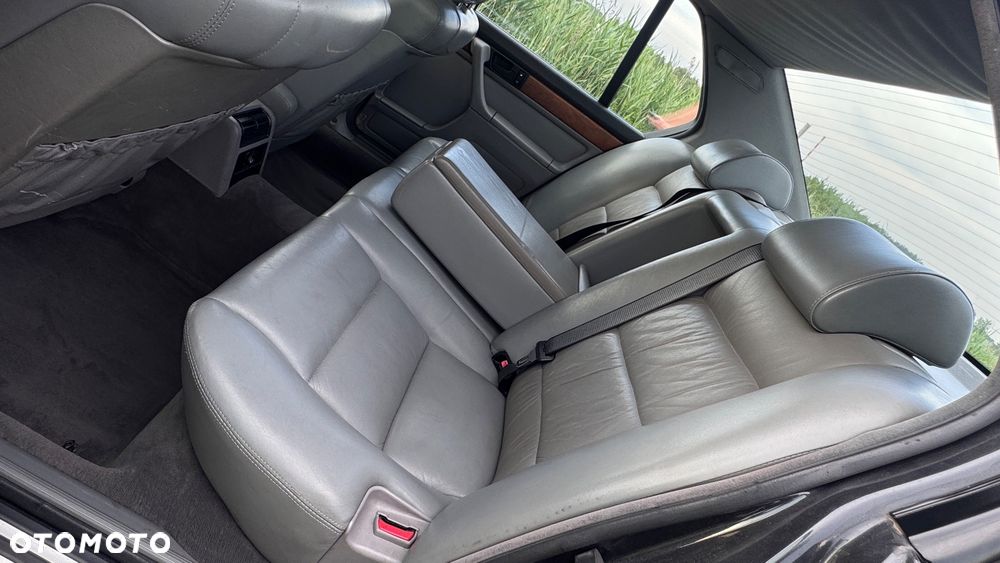 BMW Seria 7 - 10