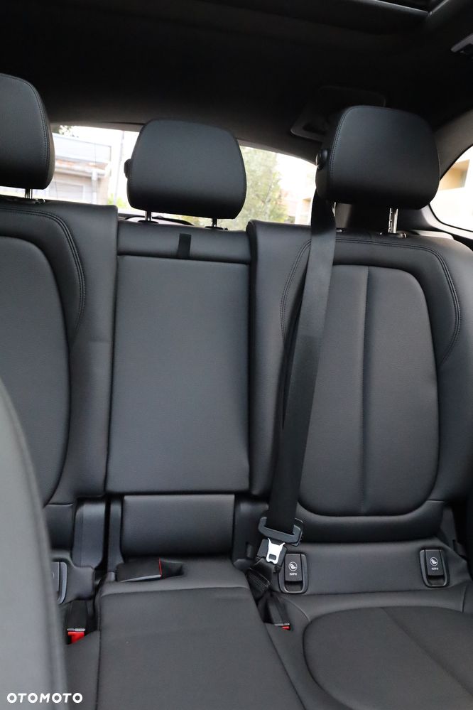BMW X1 - 18