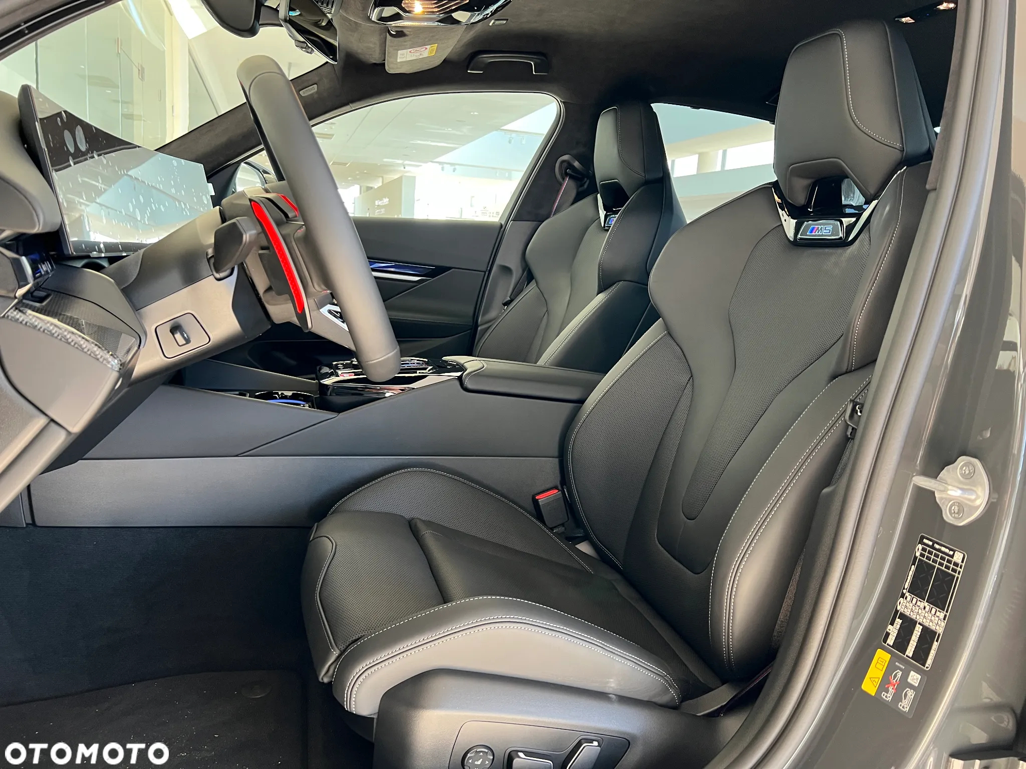 BMW M5 Competition - 12