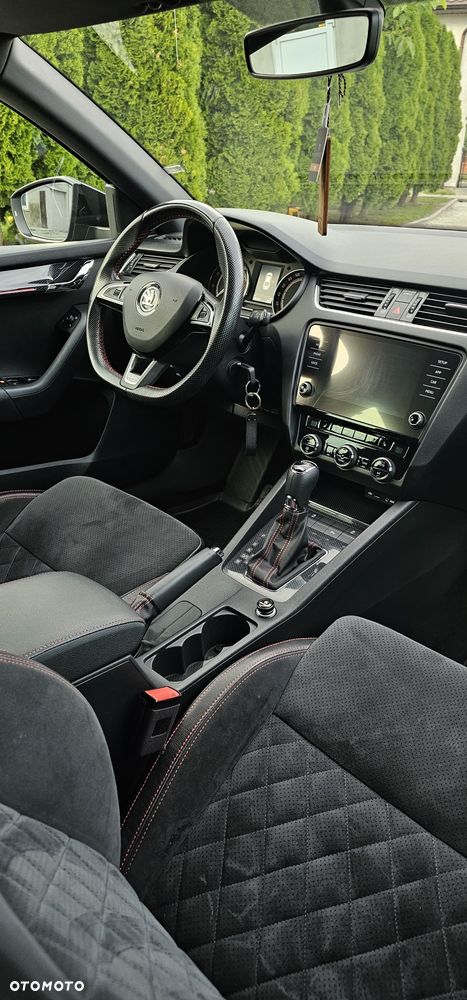 Skoda Octavia 2.0 TSI RS 230 DSG - 11