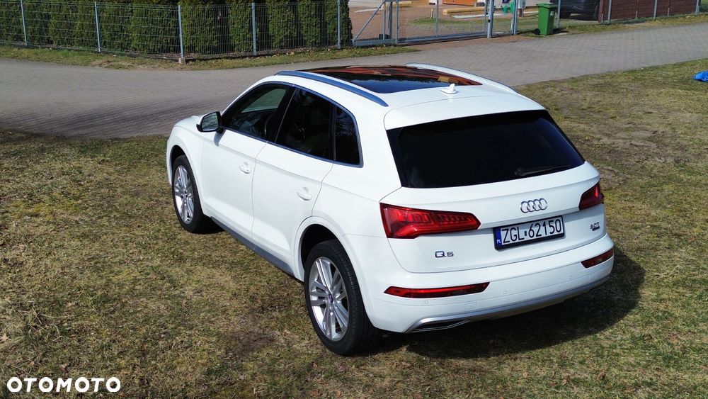 Audi Q5 2.0 TFSI Quattro S tronic design - 4