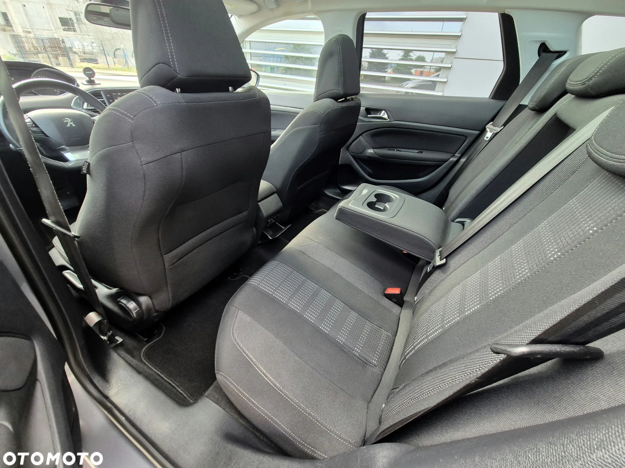 Peugeot 308 SW BlueHDi 150 Automatik Stop & Start Allure - 17