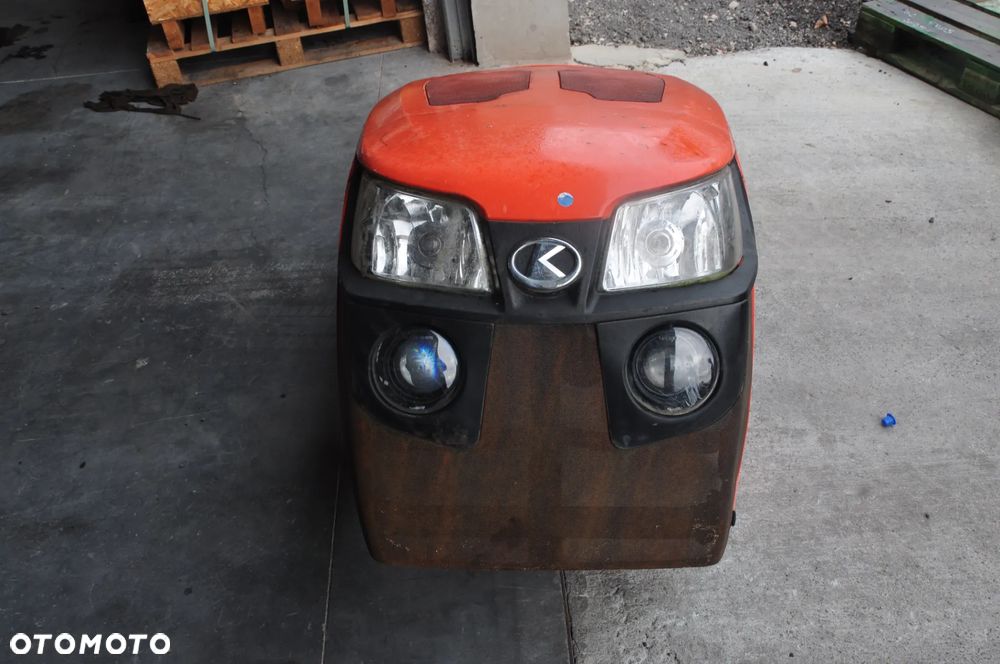 Maska Pokrywa silnika Kubota M5091 - 2