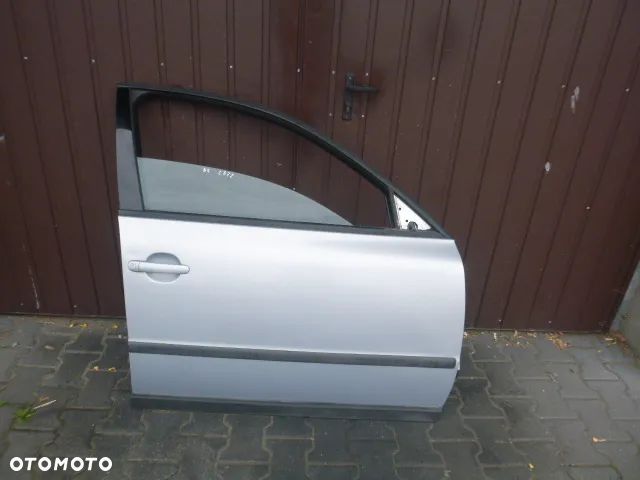 DRZWI PRAWY PRZÓD PRAWE PRZEDNIE KOMPLETNE VOLKSWAGEN PASSAT B5 96-00 KOLOR LB7Z - 10