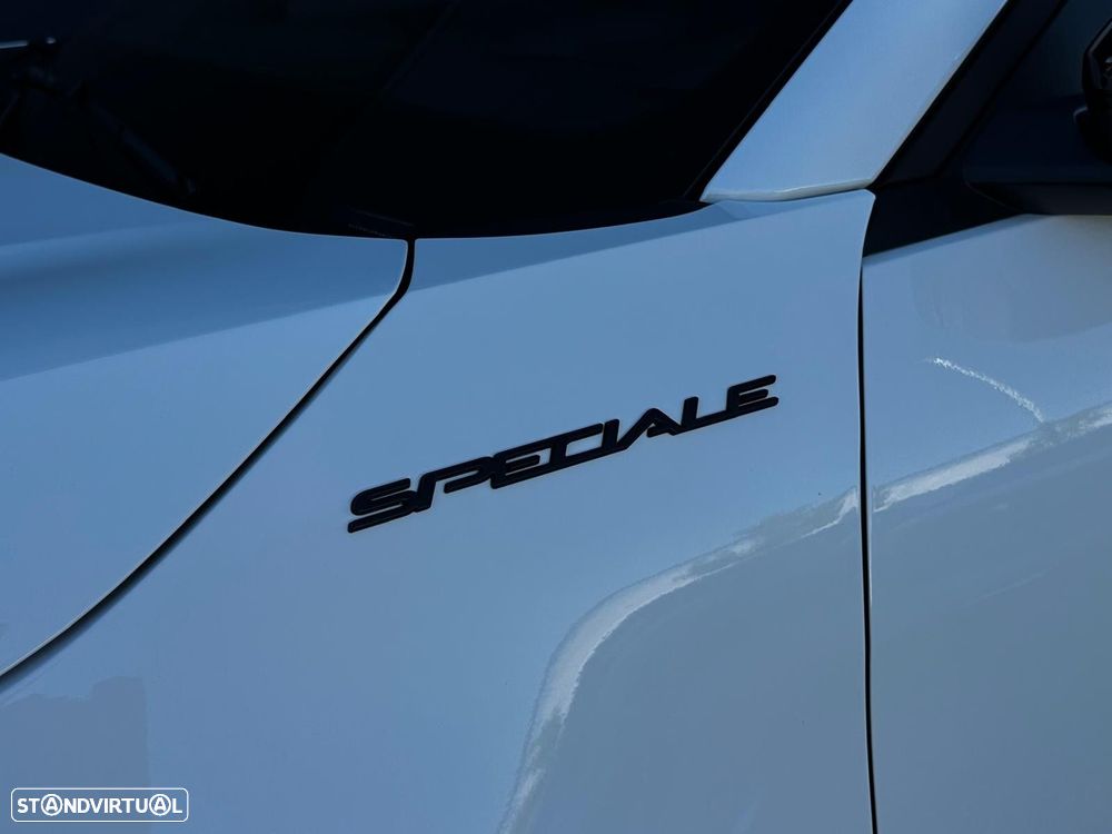 Alfa Romeo Junior 1.2 Speciale eDCT6 — fotografia 8