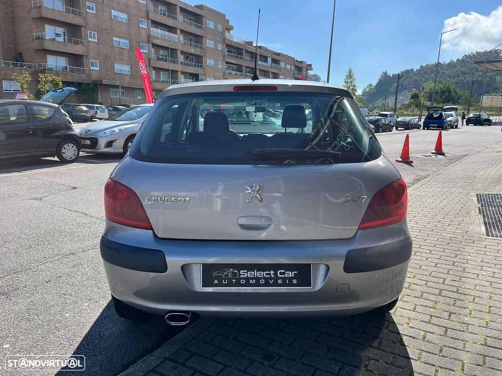 Peugeot 307 1.4 XR - 5