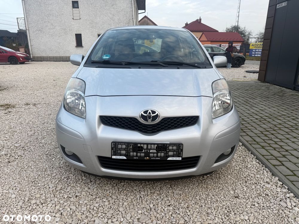 Toyota Yaris 1.33 VVT-i Sol - 2
