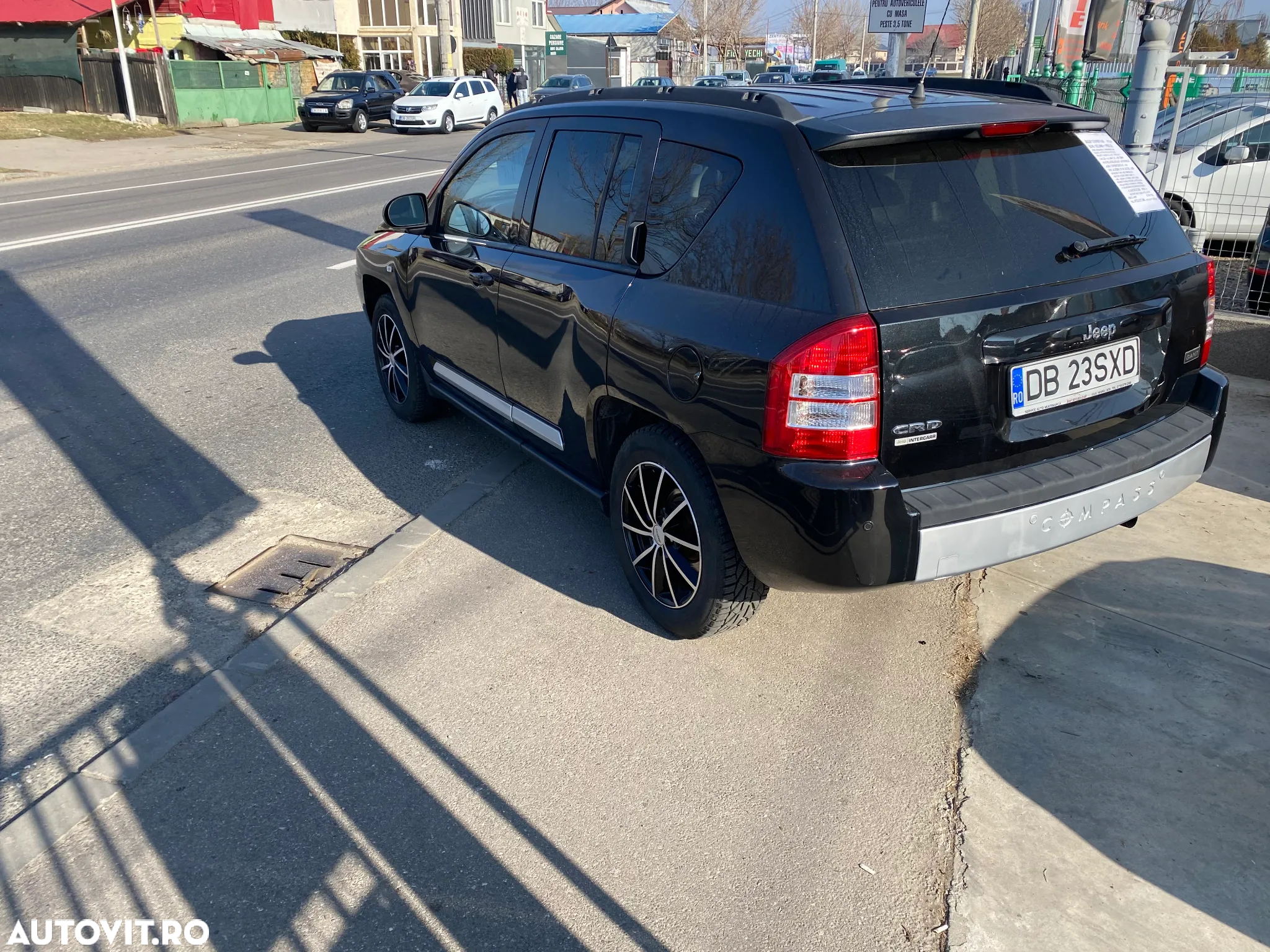 Jeep Compass - 4