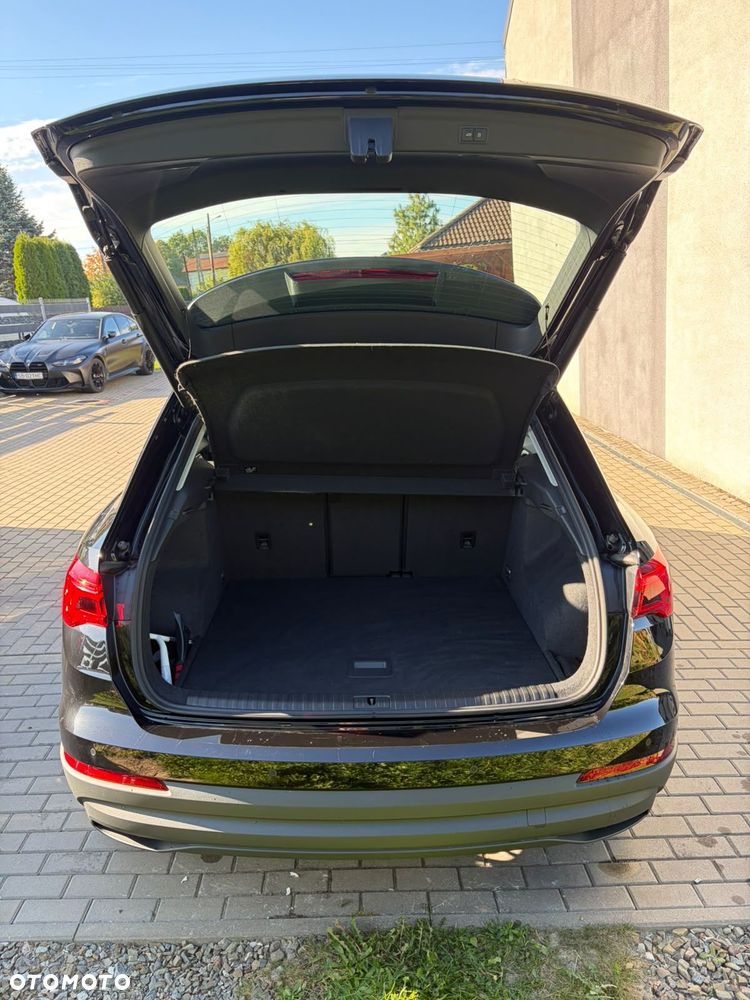 Audi Q3 2022 photo 4